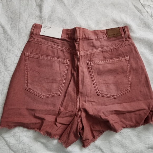American Eagle Highest Rise Mom Shorts - Picture 7 of 10